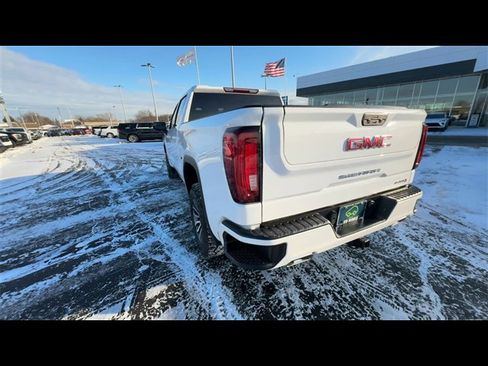 Used 2021 GMC Sierra 1500 AT4 image 7
