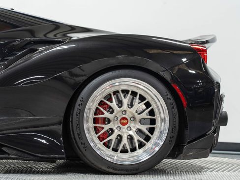 Used 2019 Ferrari 488 Pista Coupe RWD image 10