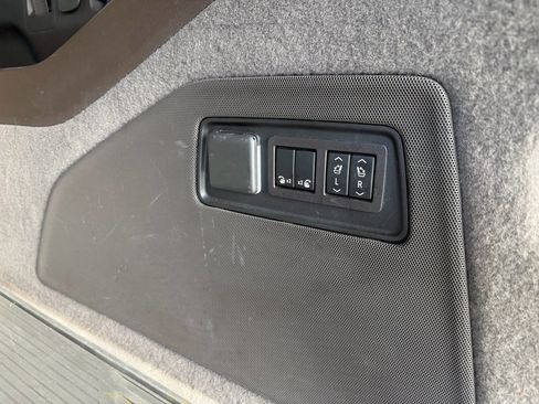 Certified 2023 Cadillac Escalade ESV Sport w/ Touring Package image 32