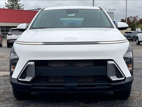 New 2026 Hyundai Kona SE image 16