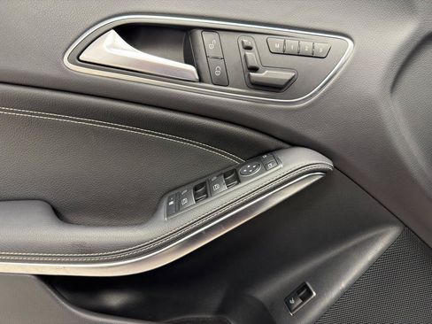 Used 2014 Mercedes-Benz CLA 250 image 15