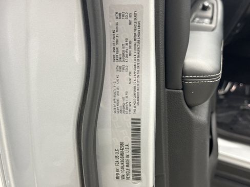 Used 2021 Jeep Grand Cherokee L Limited w/ Trailer Tow Group (B) AWD/4WD image 26