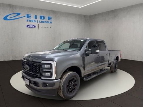 New 2026 Ford F350 Lariat w/ Black Appearance Package AWD/4WD image 4