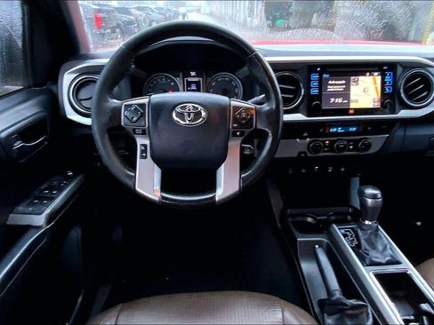 Used 2016 Toyota Tacoma Limited w/ Towing Package RWD image 6