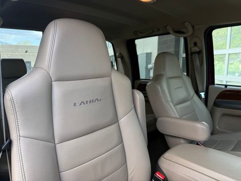 Used 2004 Ford F350 Lariat AWD/4WD image 47