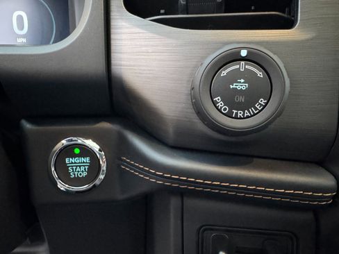 Used 2024 Ford Expedition Max Platinum image 33