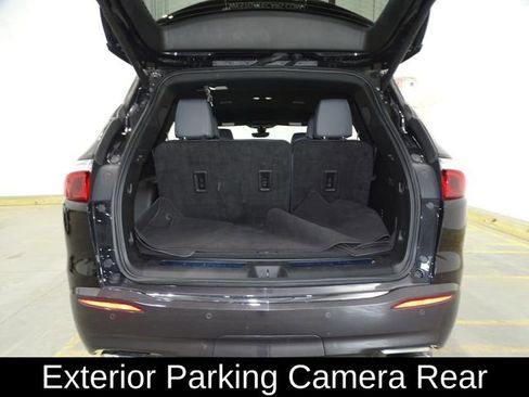 Used 2024 Buick Enclave Premium image 22