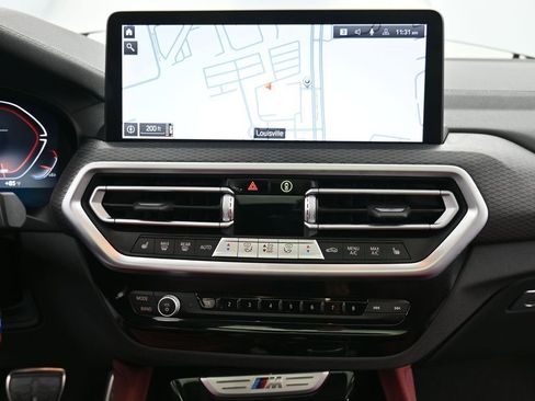 Used 2025 BMW X4 M40i AWD/4WD image 13