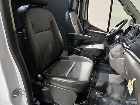 New 2025 Ford Transit 250 148 Medium Roof w/ Load Area Protection Package RWD image 21