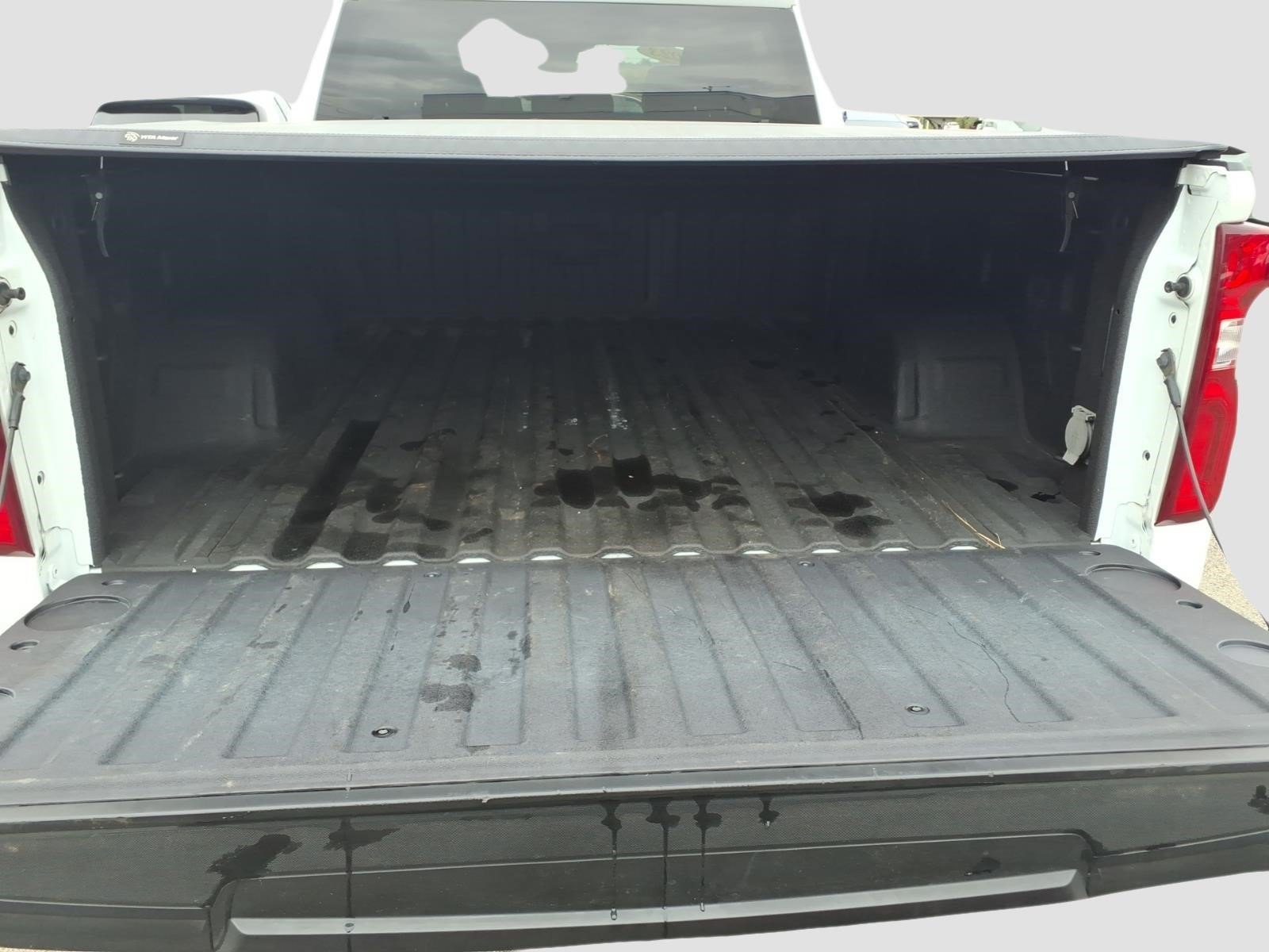 Used 2023 Chevrolet Silverado 1500 RST AWD/4WD image 17