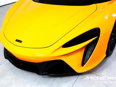 New 2026 McLaren Artura Spider image 30