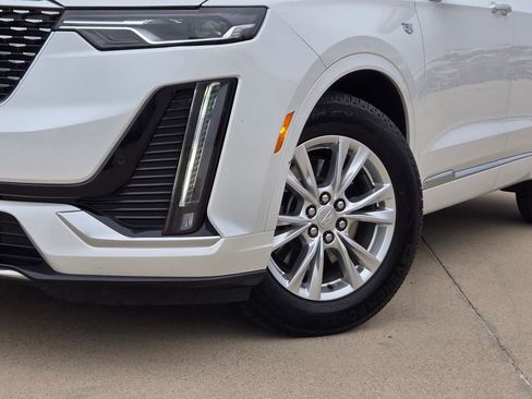 Certified 2024 Cadillac XT6 Luxury w/ LPO, Floor Liner Package image 7