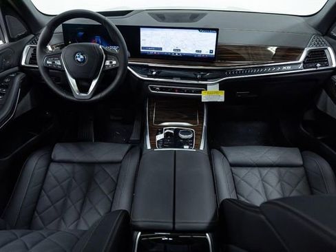 New 2026 BMW X5 xDrive50e w/ Climate Comfort Package image 23