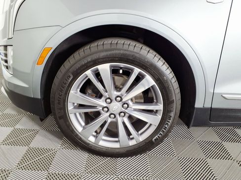 Certified 2023 Cadillac XT5 Premium Luxury AWD/4WD image 7