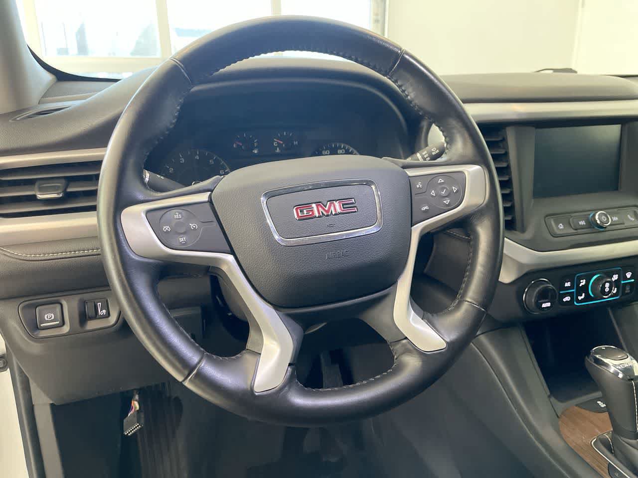 Used 2019 GMC Acadia SLE AWD/4WD image 14