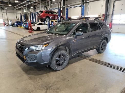 Used 2024 Subaru Outback Wilderness AWD/4WD image 3