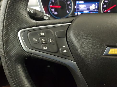 Used 2022 Chevrolet Equinox LT FWD image 22