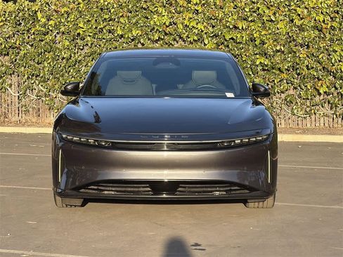 Used 2024 Lucid Air Touring image 2