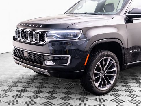 Used 2024 Jeep Wagoneer L Series III w/ Premium Group I AWD/4WD image 42