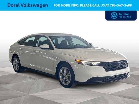 Used 2025 Honda Accord LX image 2