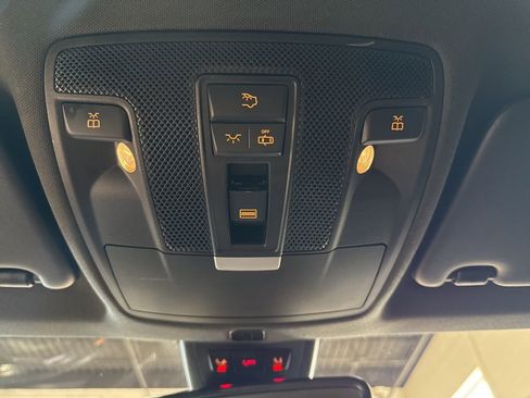 Used 2018 Mercedes-Benz CLA 250 4MATIC image 22