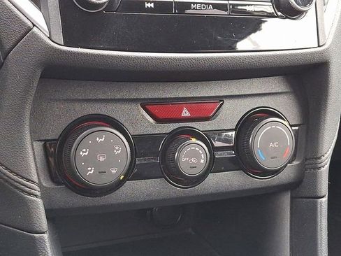 Used 2019 Subaru Crosstrek 2.0i image 18