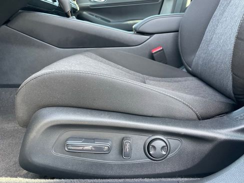 Certified 2025 Honda Accord SE image 24