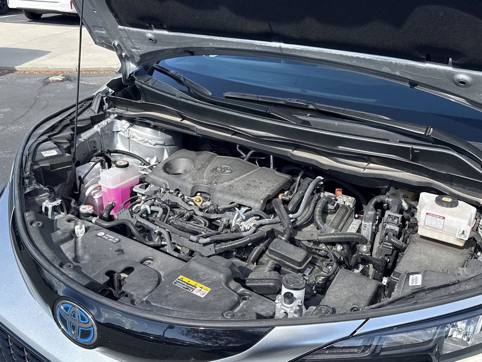 Used 2024 Toyota Sienna XSE w/ XSE Premium Package FWD image 35