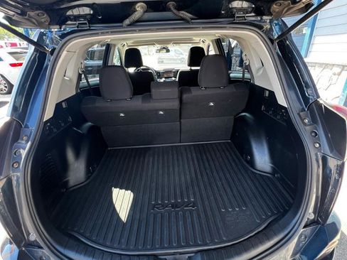 Used 2017 Toyota RAV4 XLE w/ Plus Extra Value Package AWD/4WD image 10
