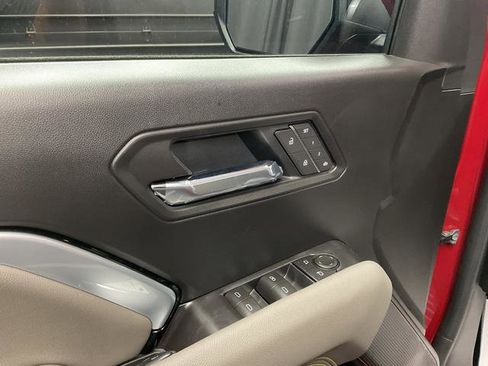 New 2026 Chevrolet Colorado ZR2 AWD/4WD image 12