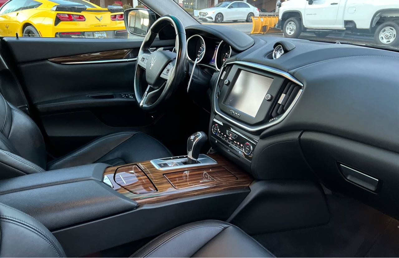 Used 2014 Maserati Ghibli S Q4 AWD/4WD image 20