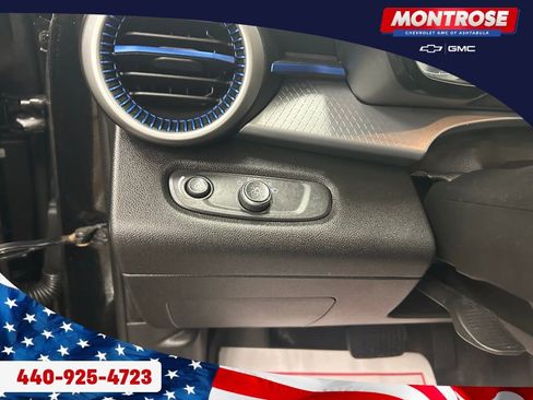 Used 2024 Chevrolet Trax LS image 13