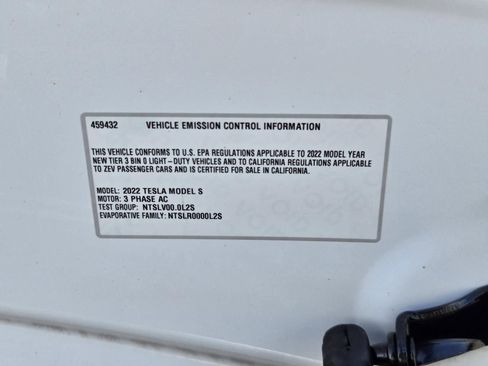 Used 2022 Tesla Model S image 27