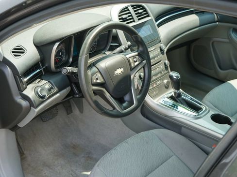 Used 2013 Chevrolet Malibu LS FWD image 12