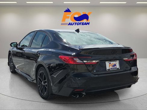 New 2026 Toyota Camry SE FWD image 3