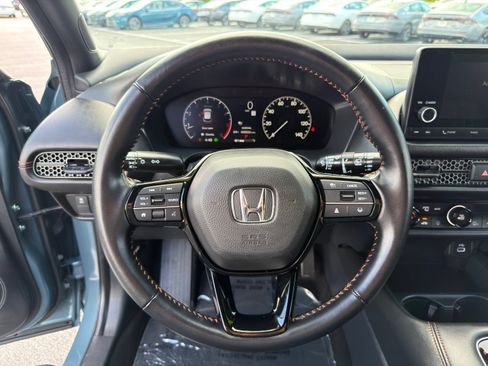 Used 2025 Honda HR-V Sport image 15