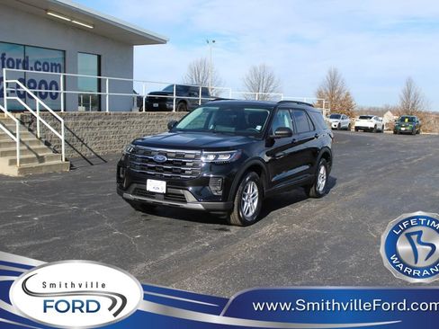 New 2026 Ford Explorer Active AWD/4WD image 1