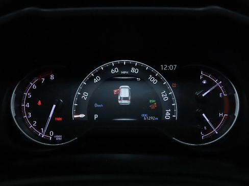 Used 2021 Toyota RAV4 Limited image 26