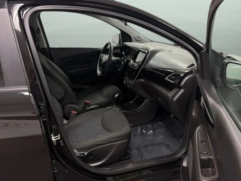 Used 2021 Chevrolet Spark LT FWD image 21
