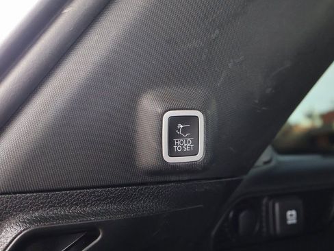 Used 2023 Jeep Grand Cherokee Altitude image 63