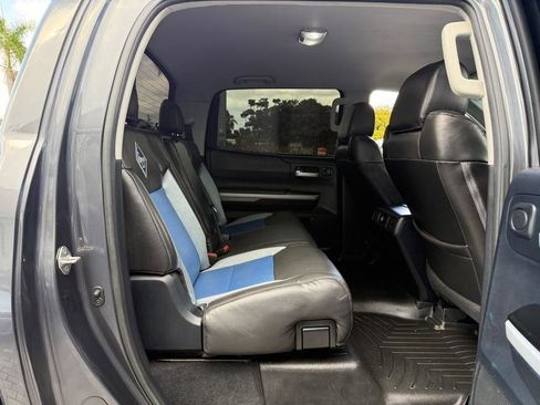 Used 2018 Toyota Tundra SR5 w/ SR5 Upgrade Package image 34