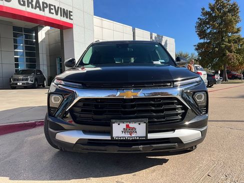 Used 2025 Chevrolet TrailBlazer LT image 4