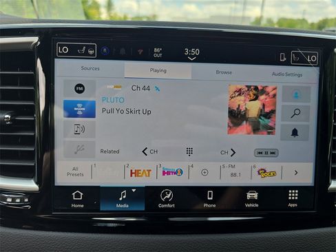 New 2026 Chrysler Voyager LX image 24