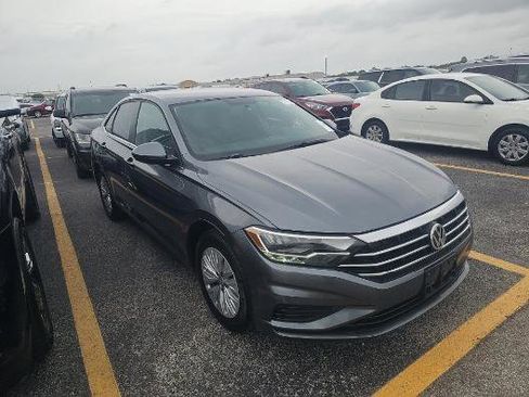 Used 2019 Volkswagen Jetta S w/ Driver Assistance Package image 4