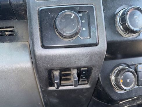 Used 2019 Ford F550 4x4 Regular Cab Super Duty image 45