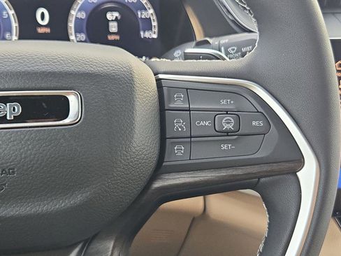 New 2026 Jeep Grand Cherokee Limited AWD/4WD image 24