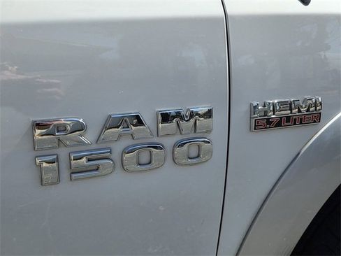 Used 2017 RAM 1500 Laramie image 11