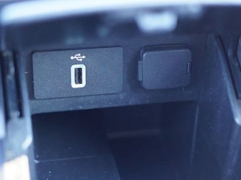 Used 2019 Ford Explorer Sport image 28