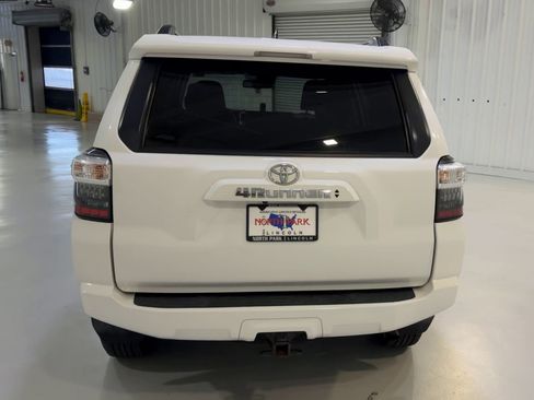Used 2022 Toyota 4Runner SR5 Premium AWD/4WD image 8