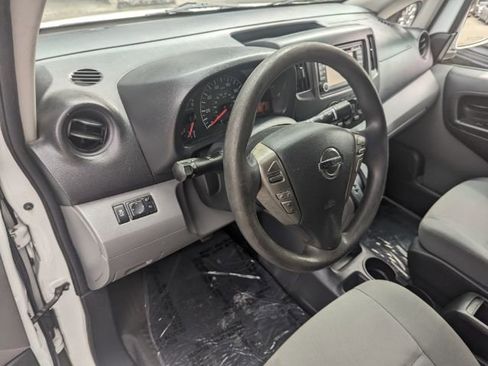 Used 2019 Nissan NV200 SV w/ Navigation Package image 12